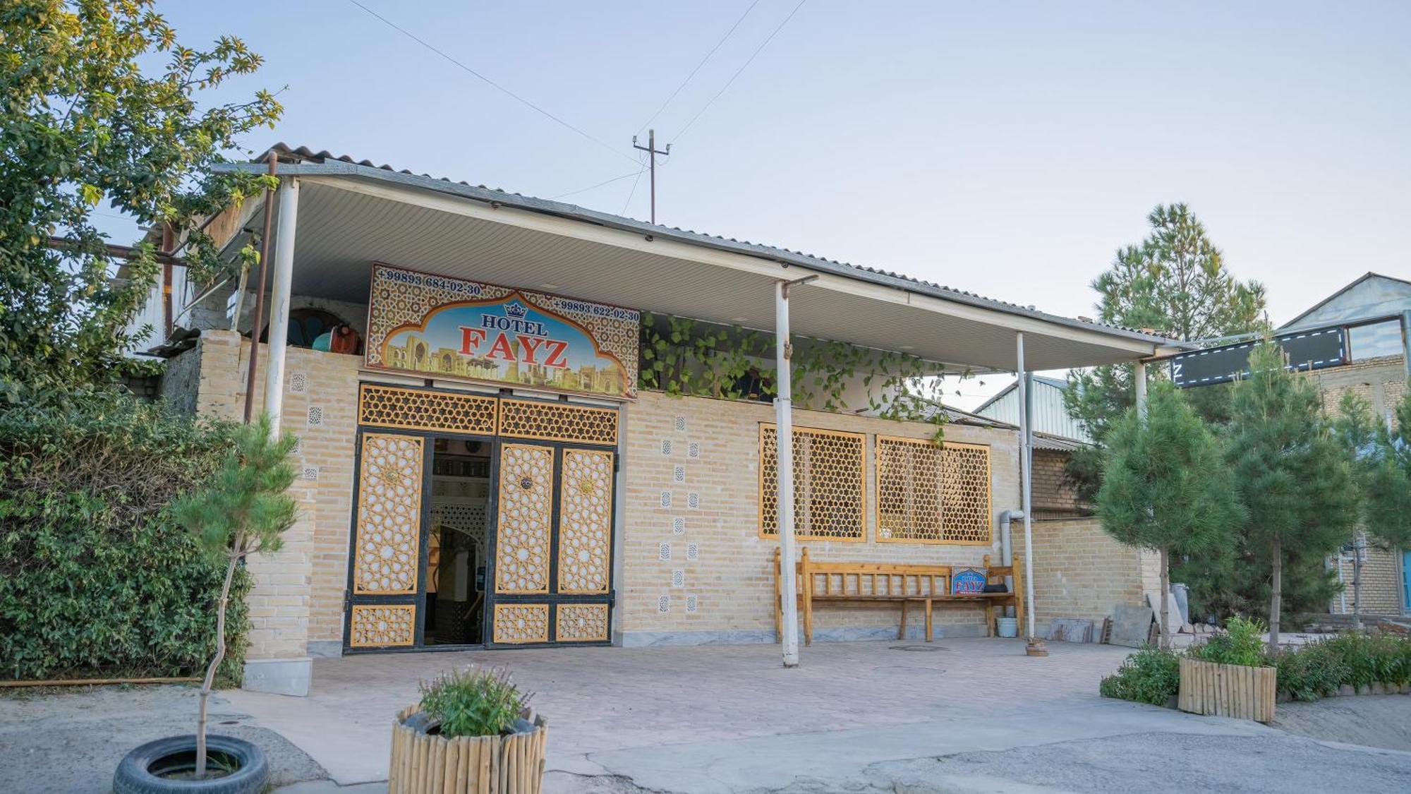 Fayz Hostel Бухара Екстер'єр фото