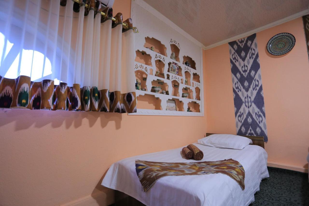 Fayz Hostel Бухара Екстер'єр фото