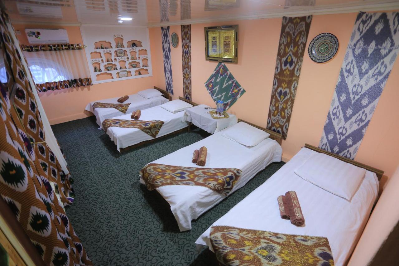 Fayz Hostel Бухара Екстер'єр фото